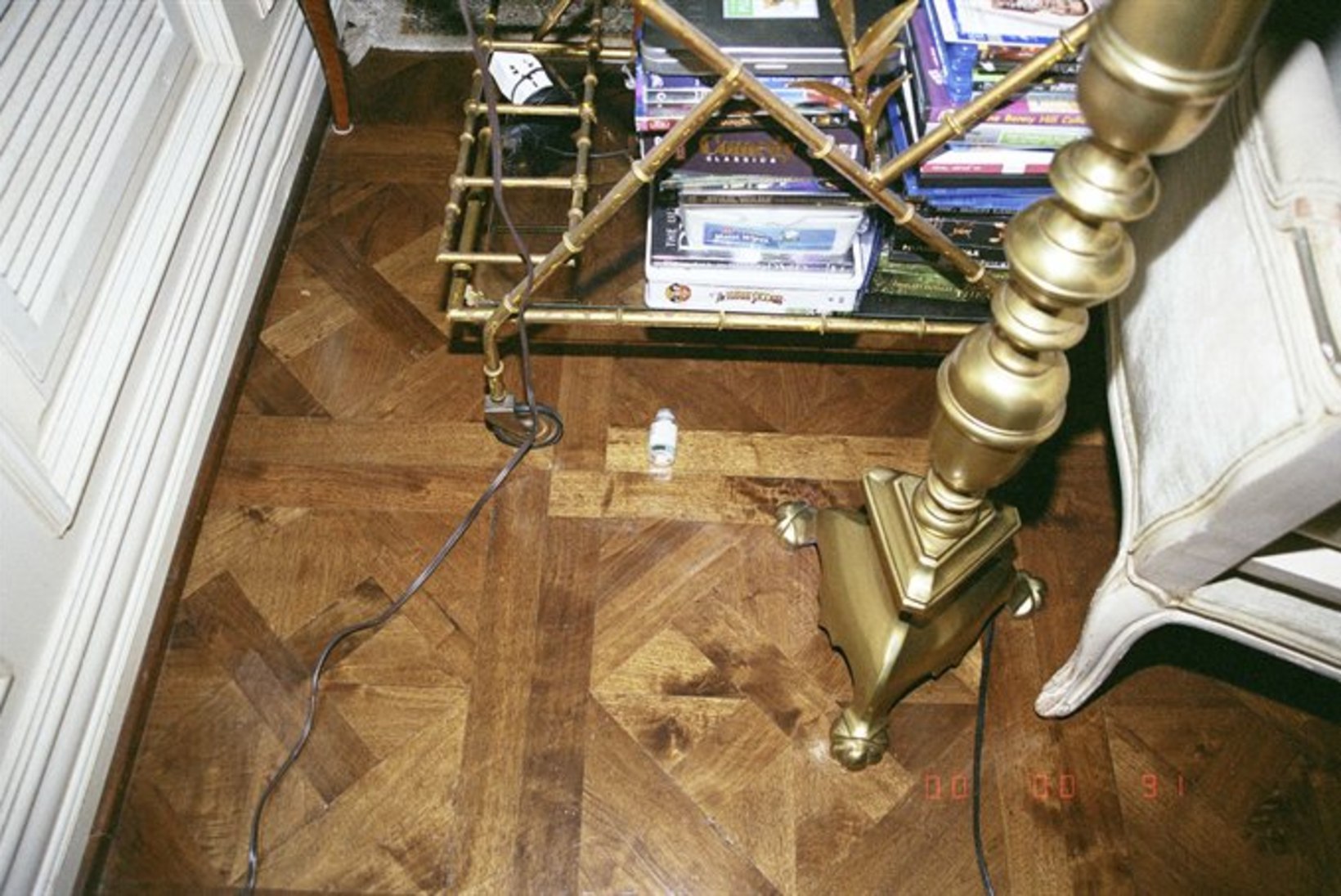 FOTOD: Michael Jacksoni magamistuba oli kui keemialabor