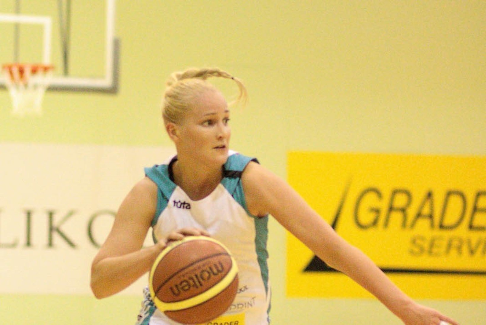 Eesti naiskonnad teenisid ühisliigas kolm võitu ja ühe kaotuse