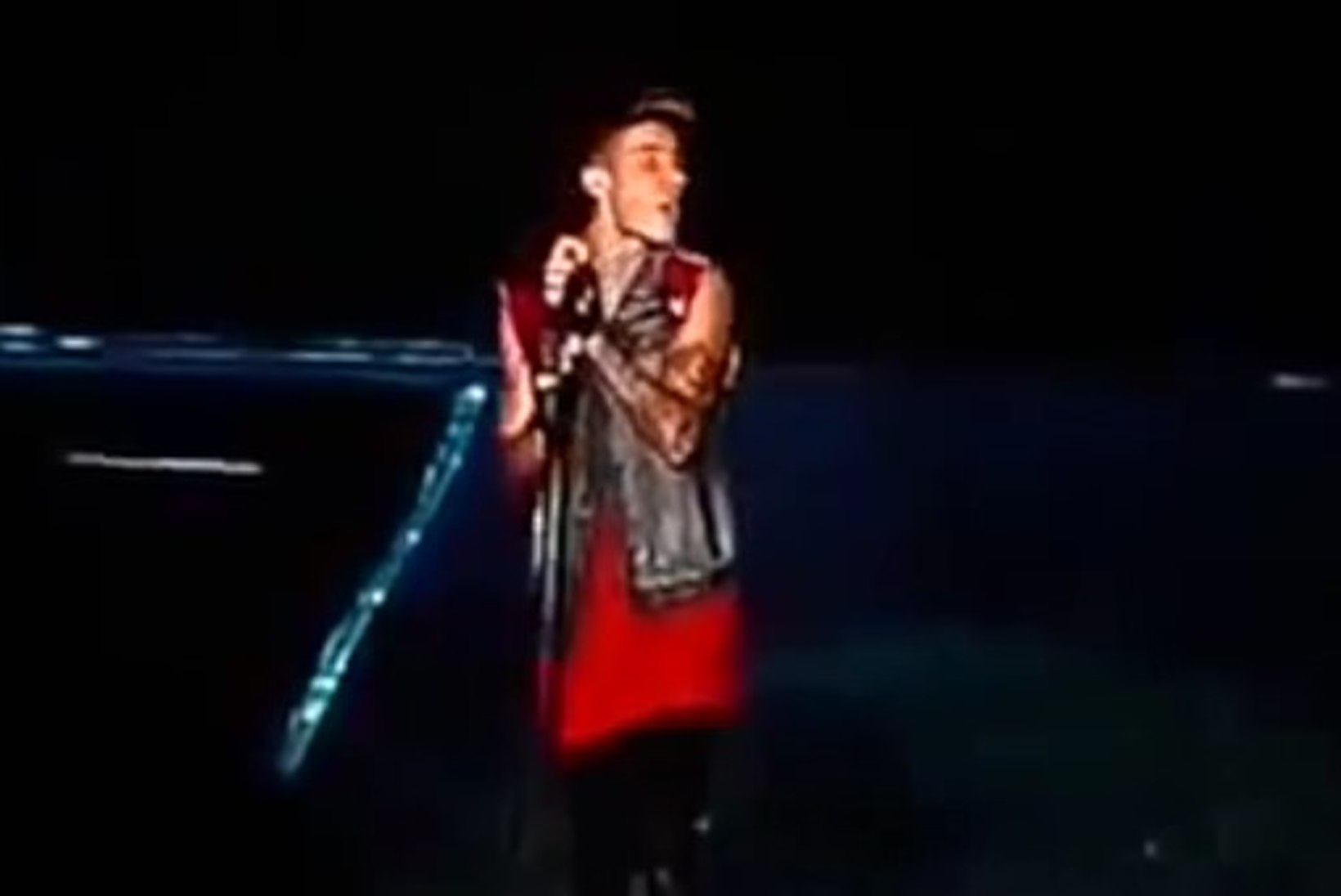 VIDEO: Justin Bieber pühkis Argentiina lipuga lava