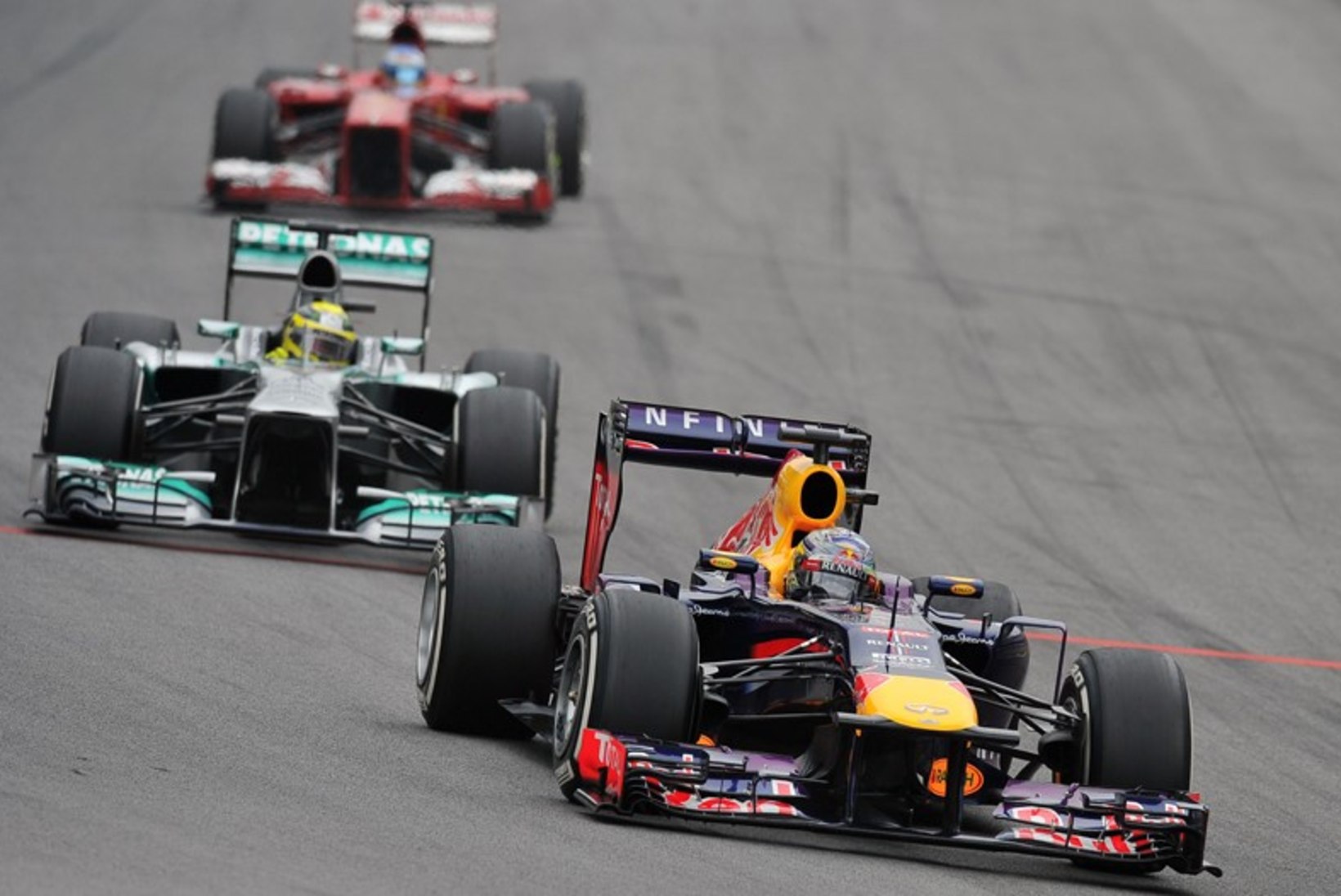 Hüvasti, võimsad V8 mootorid! Hüvasti, Vetteli ülemvõim?