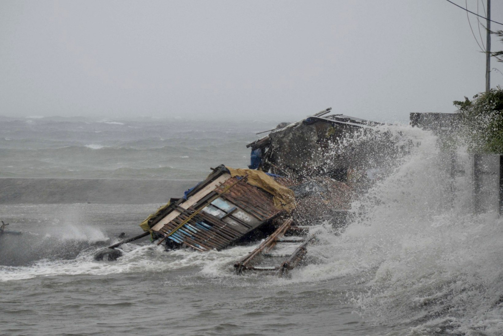 GALERII: koletislik taifuun Filipiinidel