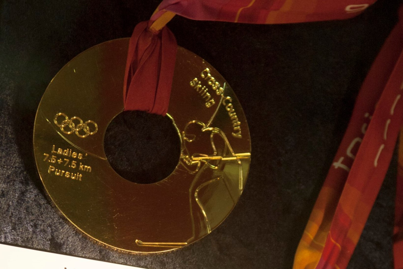 FOTOD: vaata Erika Salumäe kuulsat olümpiakulda ja teiste sangarite medaleid!