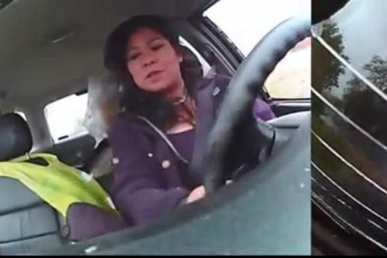 VIDEO: naine jäi pärast autoõnnetust uskumatult rahulikuks