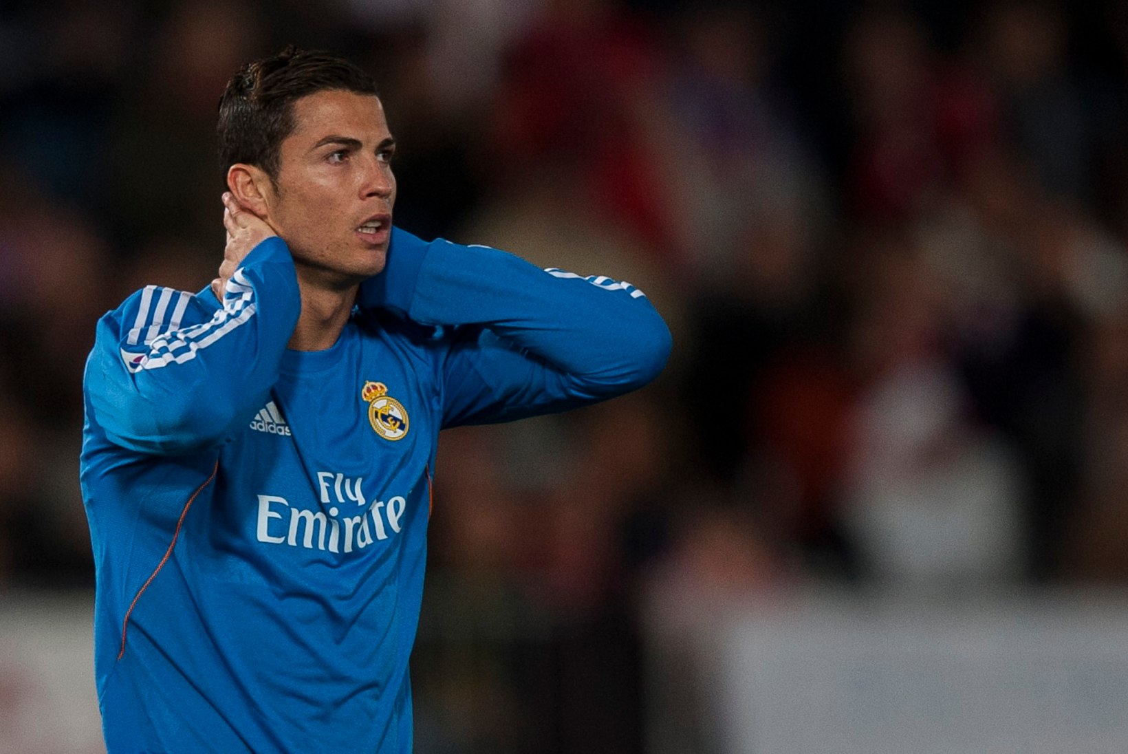 Cristiano Ronaldo: Blatter vassib, mul polegi telefoni