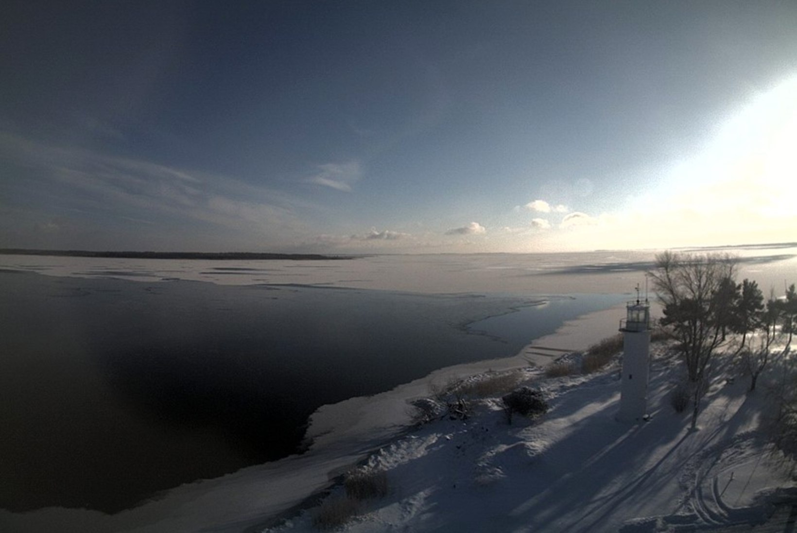 Homsest keelatakse liikumine Peipsi, Pihkva, Lämmijärve ja Narva veehoidla jääl 