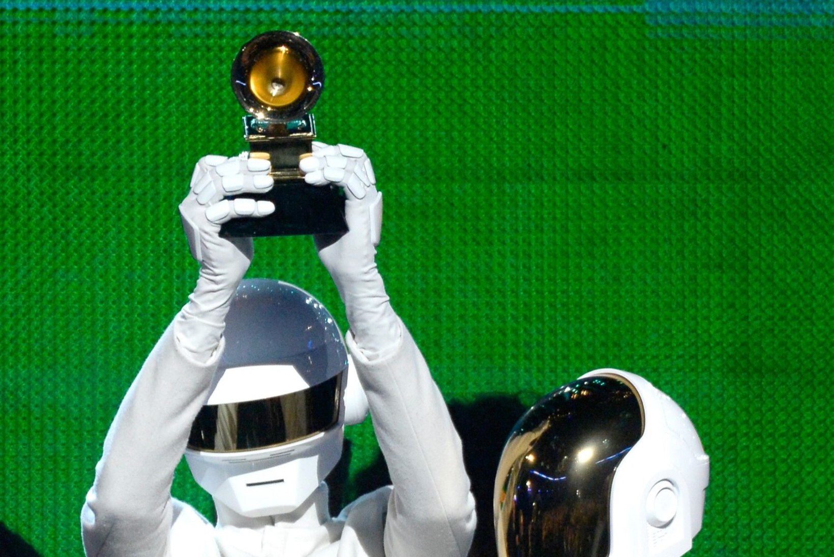 Daft Punki kiivrimehed võitsid viis Grammyt