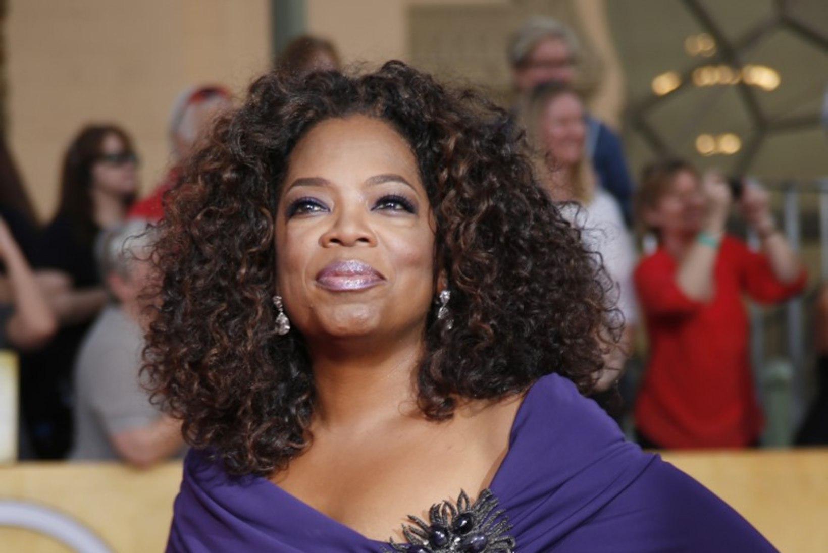 Pihiema Oprah’ põletavaimad saladused: kes on ta isa? Armastab ta hoopis naisi?