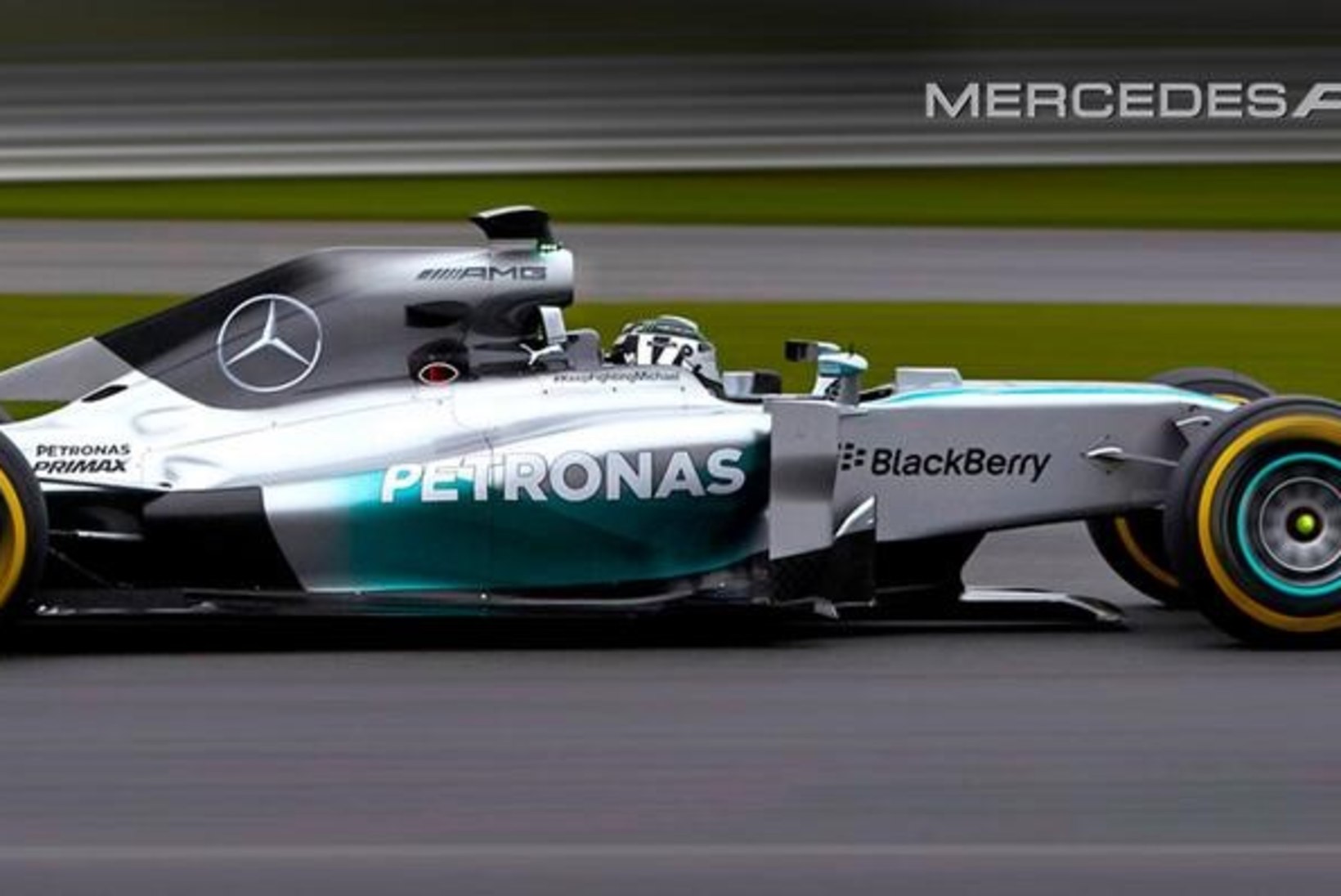 FOTOD: Mercedese F1 meeskond esitles uut vormelit, millel seisab Schumacherit innustav kiri