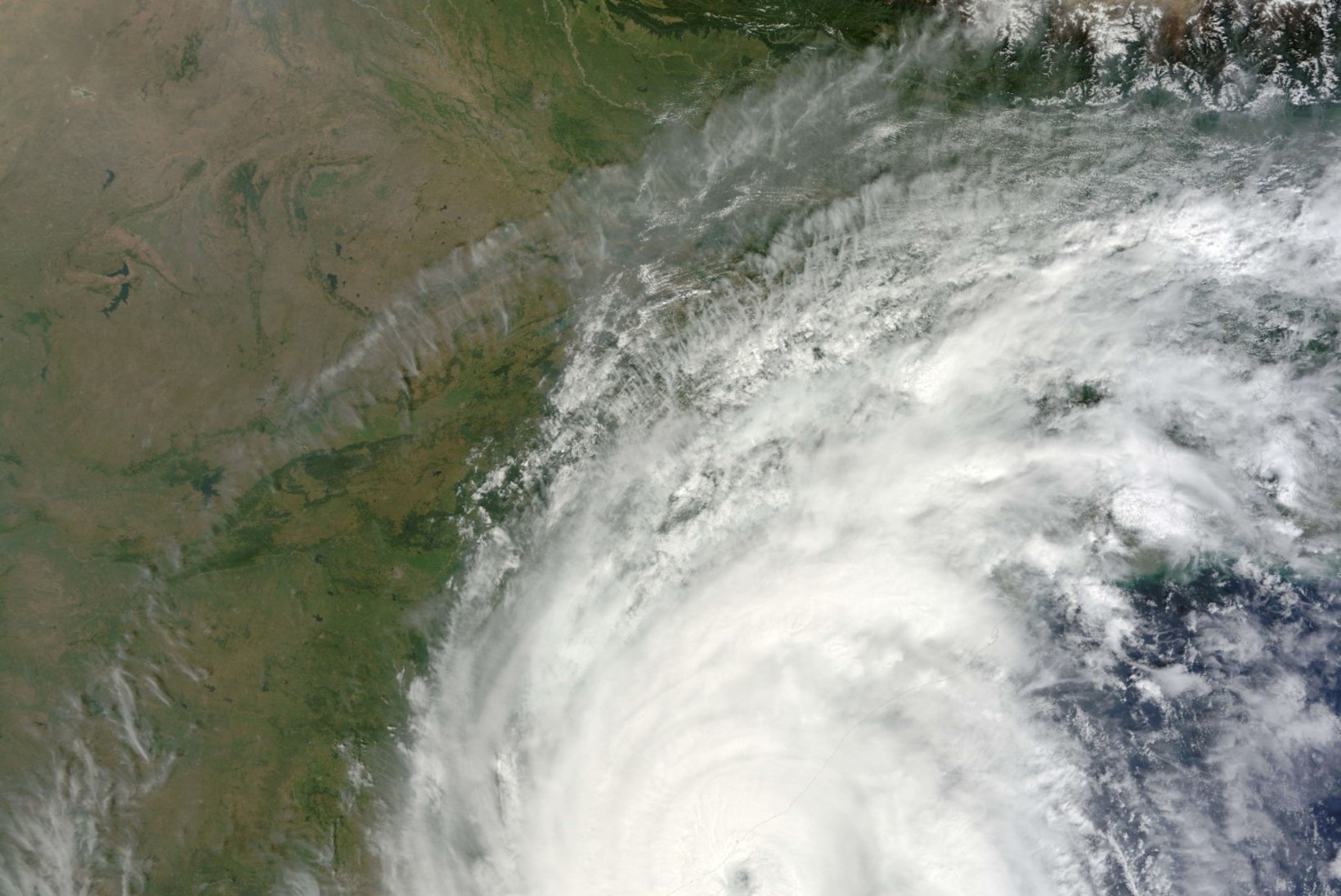 Tsüklon Hudhud võttis Indias kaheksa inimelu