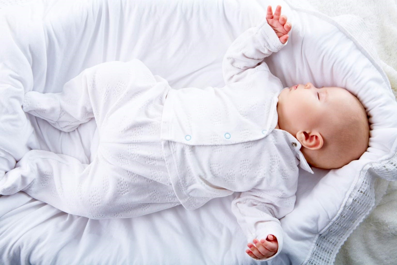 Ettevaatust! Diivanil magamine võib maksta beebile elu