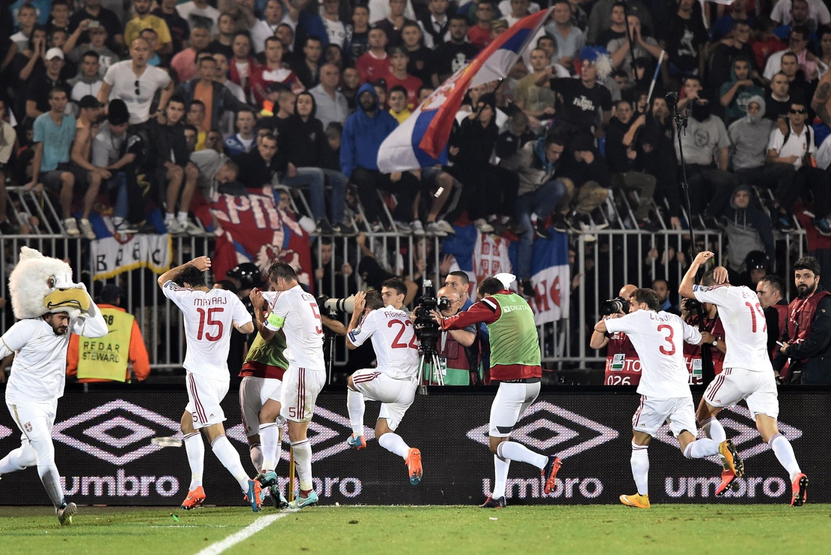 Miks lubas UEFA toimuda Serbia – Albaania valikmängul?