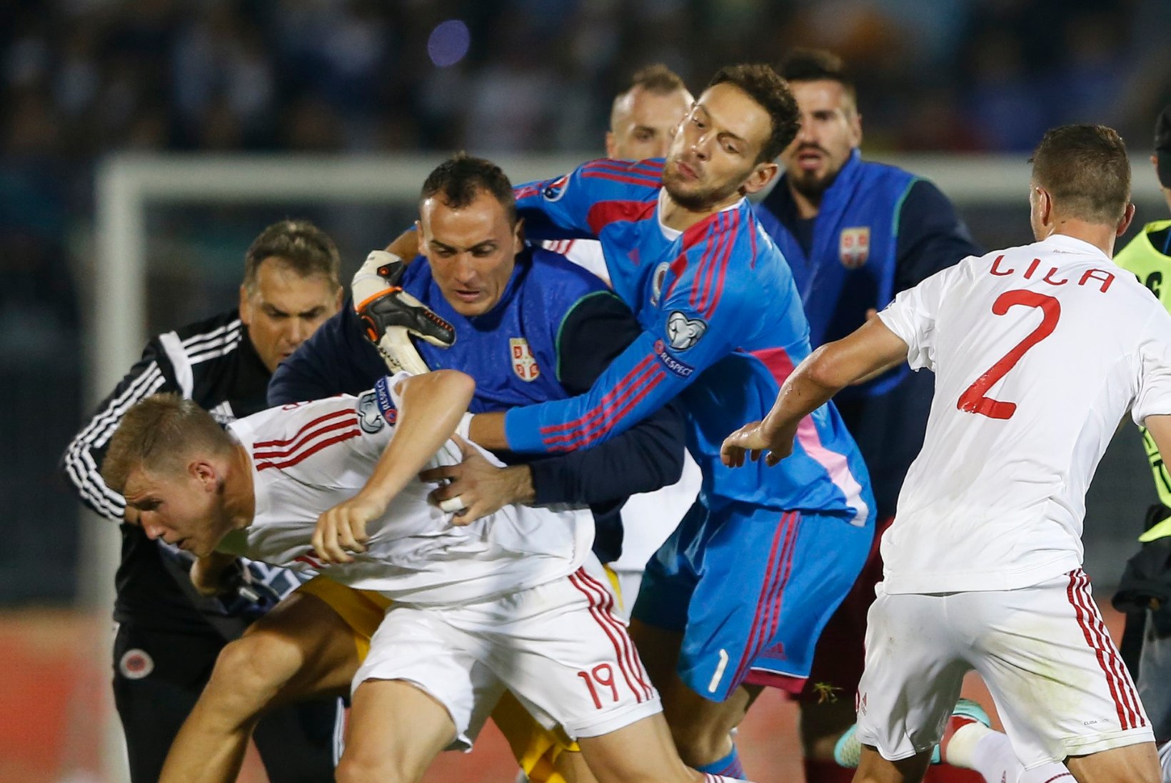 Miks lubas UEFA toimuda Serbia – Albaania valikmängul?