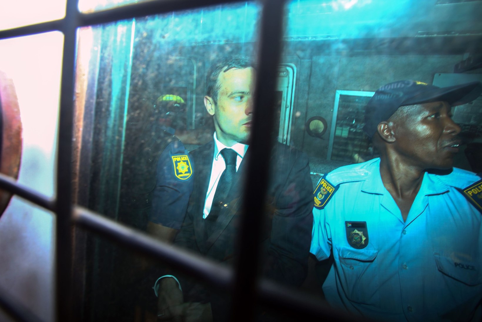 Viieks aastaks luku taha pandud Pistorius võib vangis veeta kõigest kümme kuud