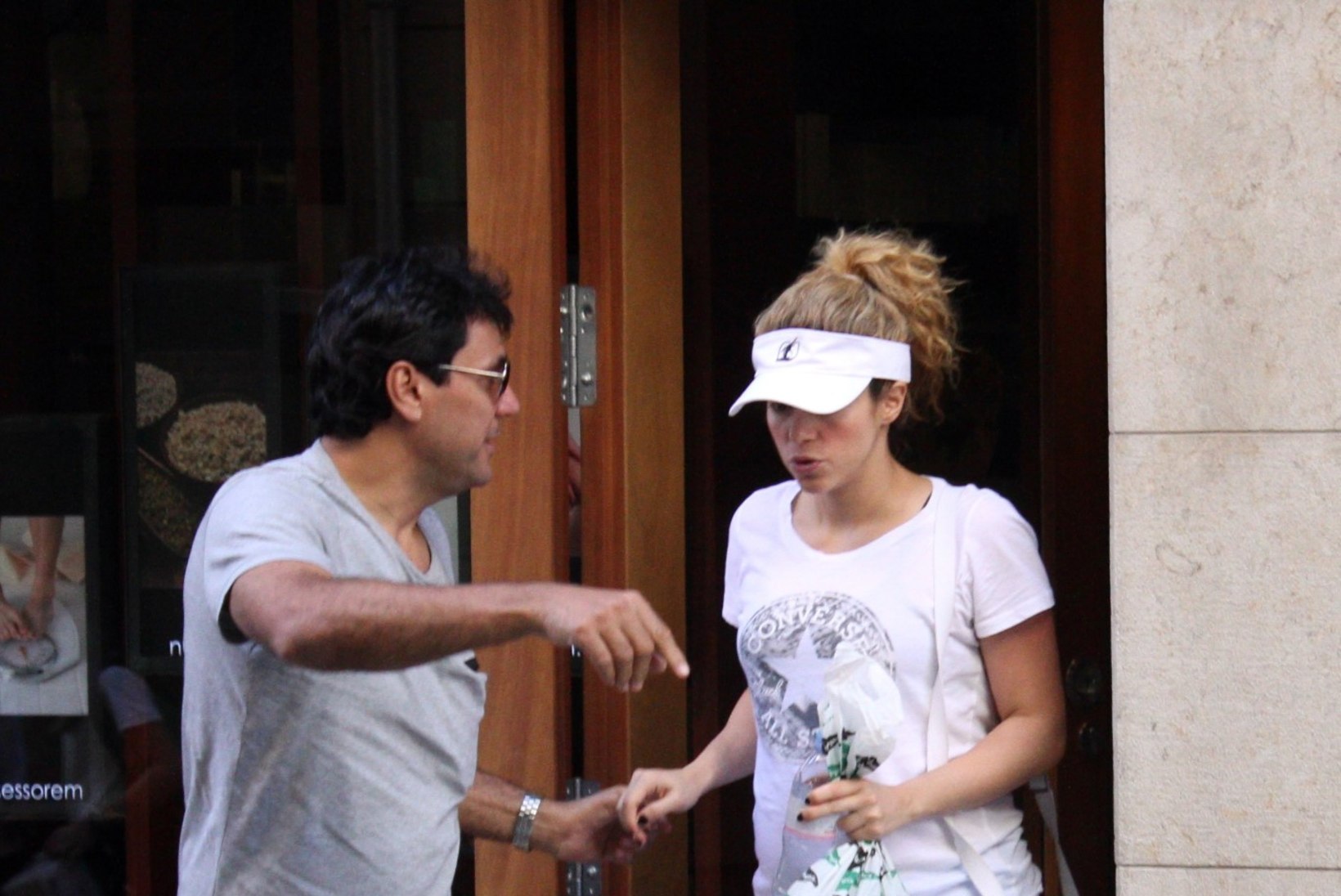 FOTOD: beebiootel Shakira käis raseduskeskuses