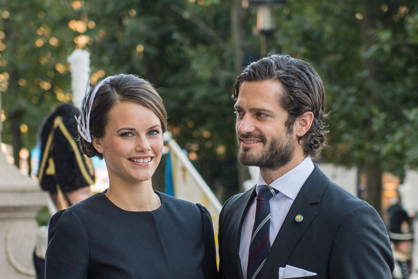 PULMAKELLAD HELISEGU! Rootsi kuninglik paar valis pulmakuupäeva!