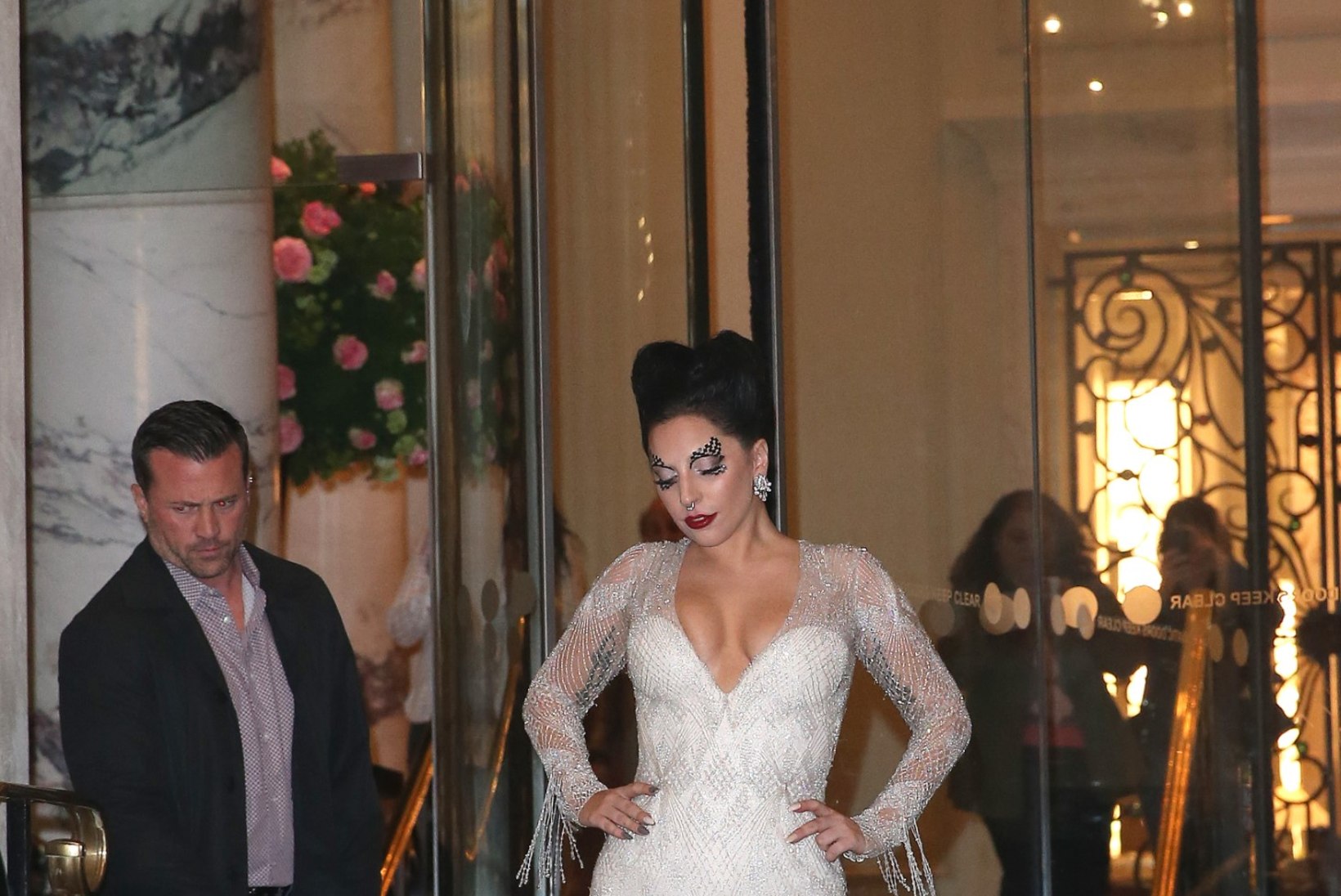 NÄDALA PAPARATSO: Kim Kardashian tähistas 34. sünnipäeva, Lady Gaga klõpsis fännidega selfie'sid, Heidi Klum veetis aega tütardega