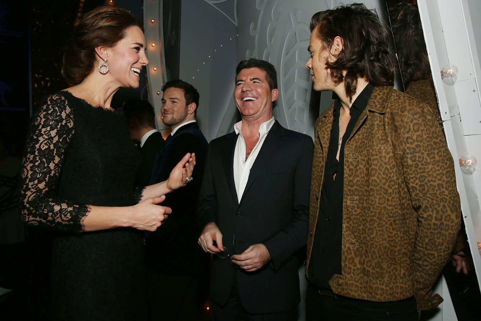 FOTOD: One Direction kohtus hertsoginna Catherine'iga