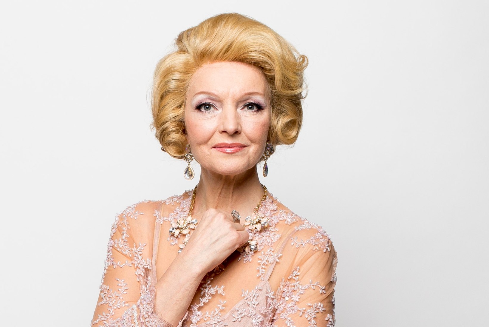 TV3 VIDEO | MARJU LÄNIKUL ON EES RASKE ROLL: Marlene Dietrichi laul nõuab suurt näitlejameisterlikkust