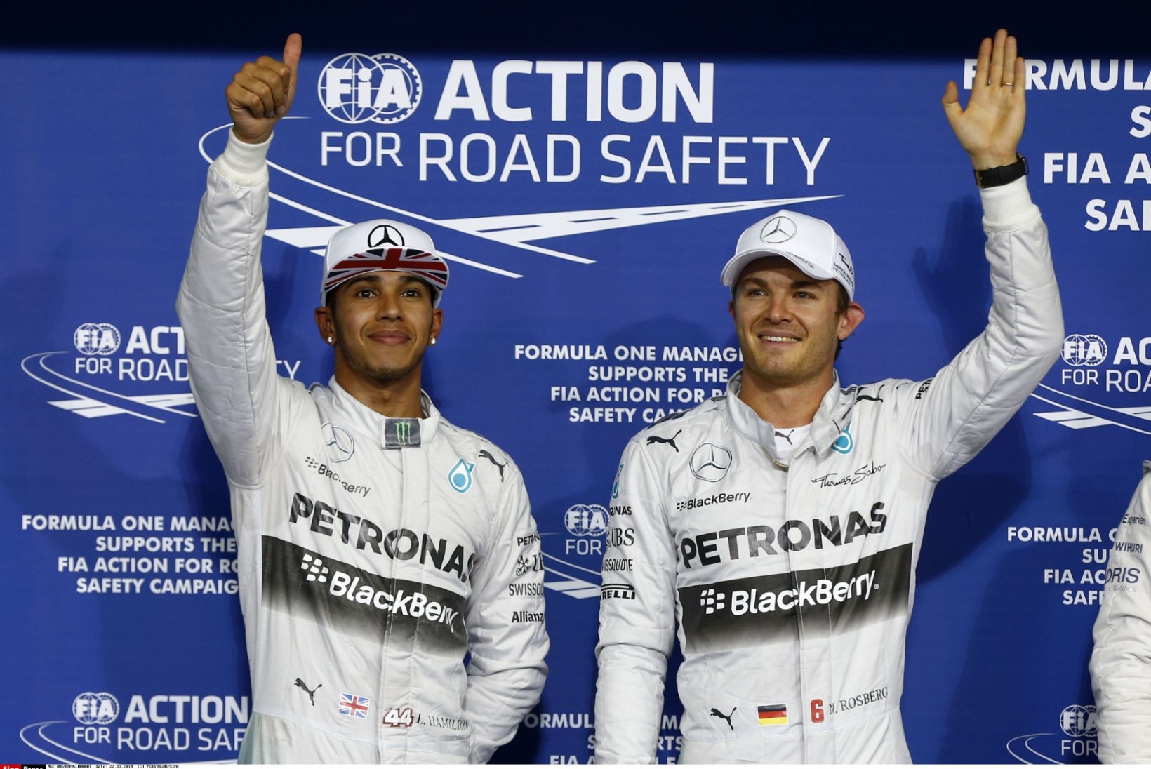 LÄHEB LAHTI: Rosberg alistas kvalifikatsioonis Hamiltoni. Kumb kroonitakse maailmameistriks?