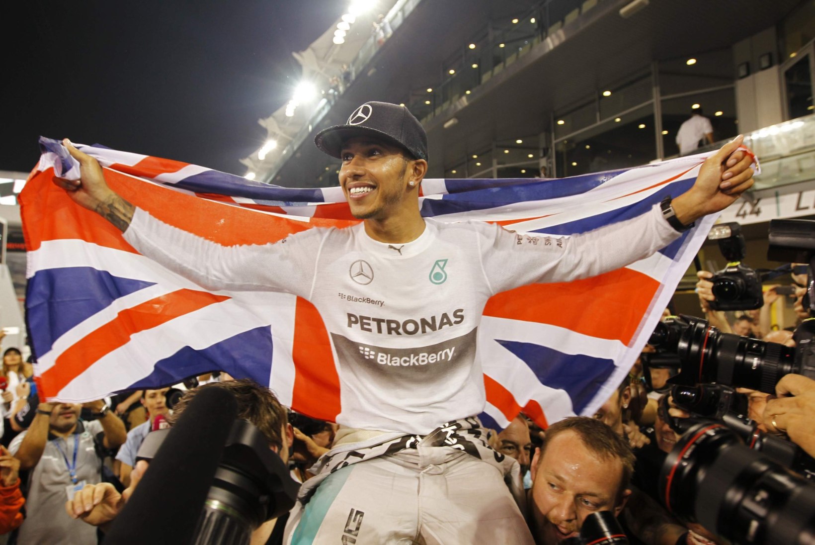 Legendiks tõusnud Lewis Hamilton – kireva elukäiguga vormelimaailma popstaar
