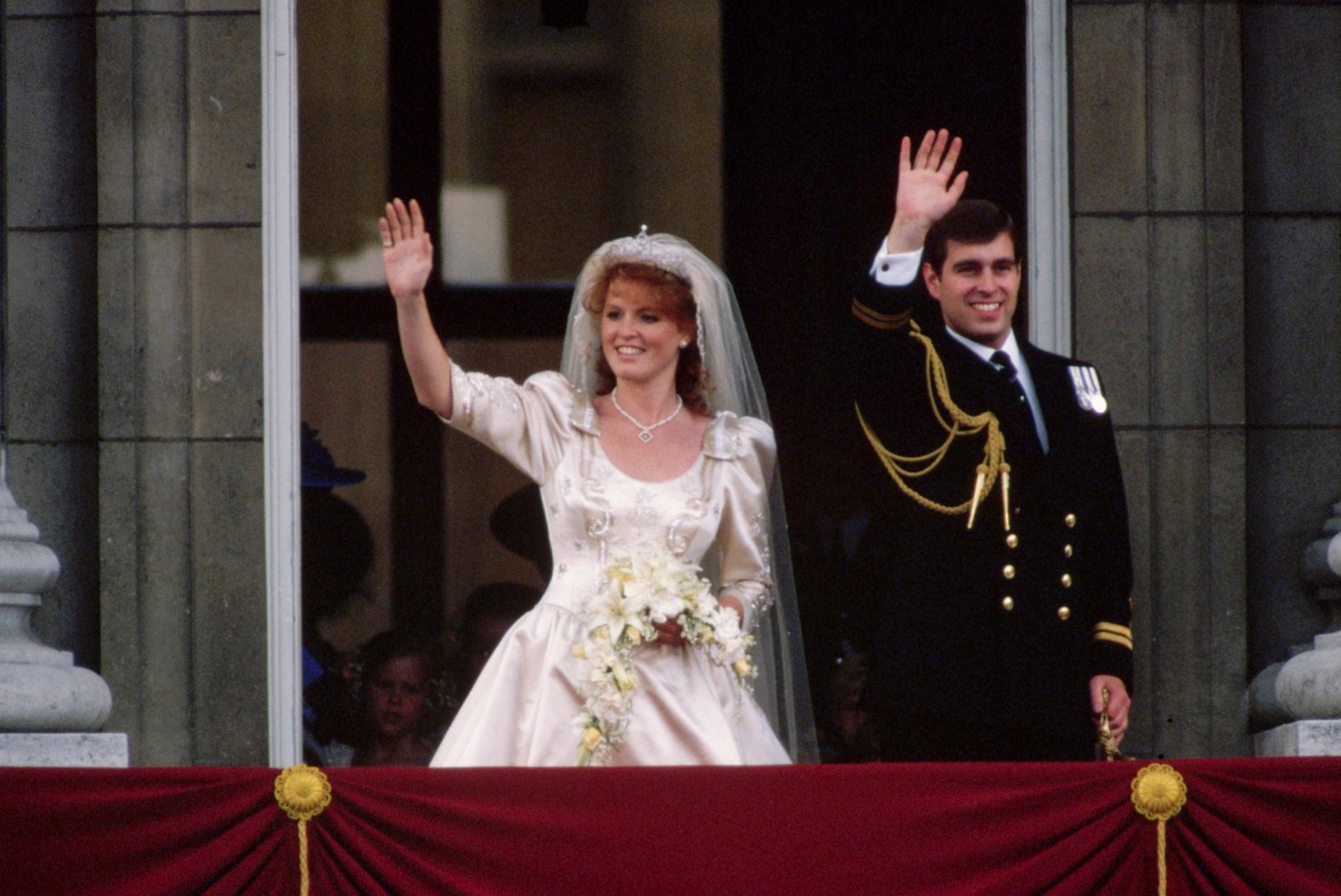Briti prints Andrew ja tema skandaalne ekskaasa Fergie abielluvad uuesti?!