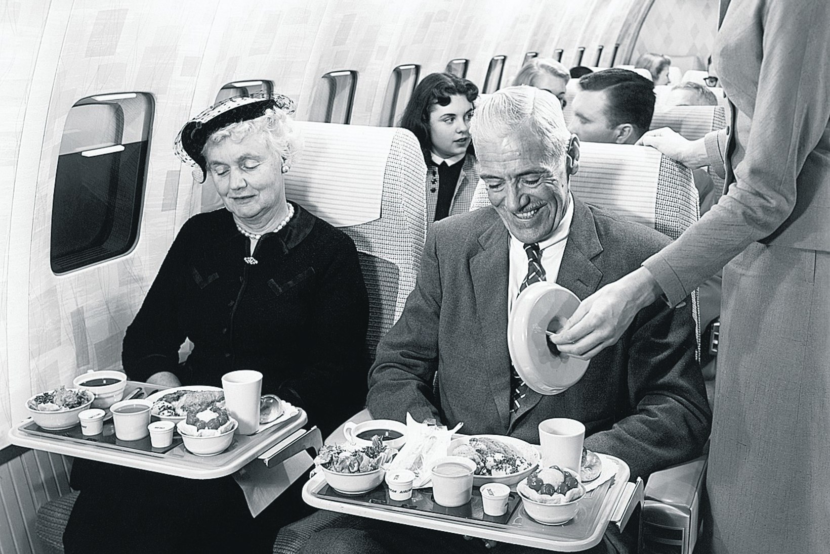 Õhusõit 1950ndatel: inimesed panid selga oma parimad riided ja sõid kahe suupoolega homaari