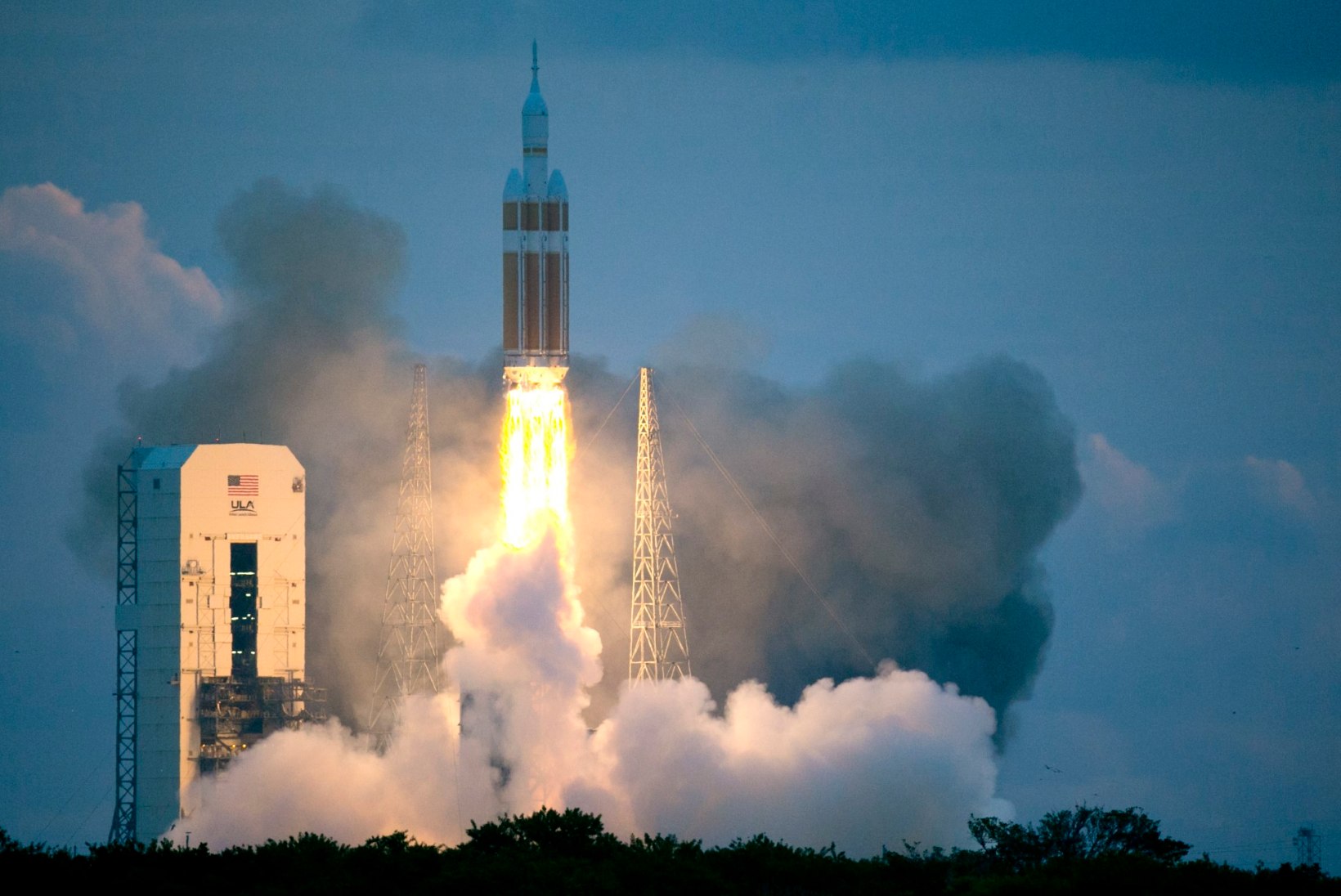 GALERII: NASA tegi ajalugu ja lennutas Orioni kosmosesse