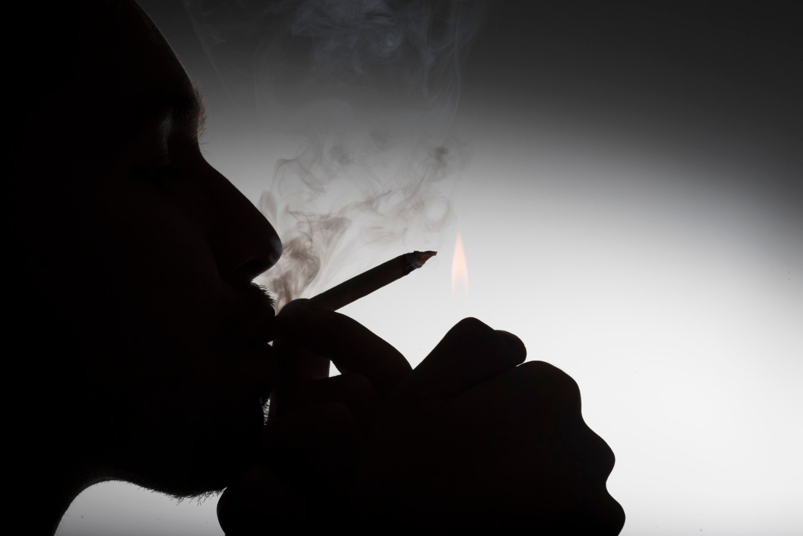 Suitsetavad mehed on kopsuvähist rohkem ohustatud kui naised