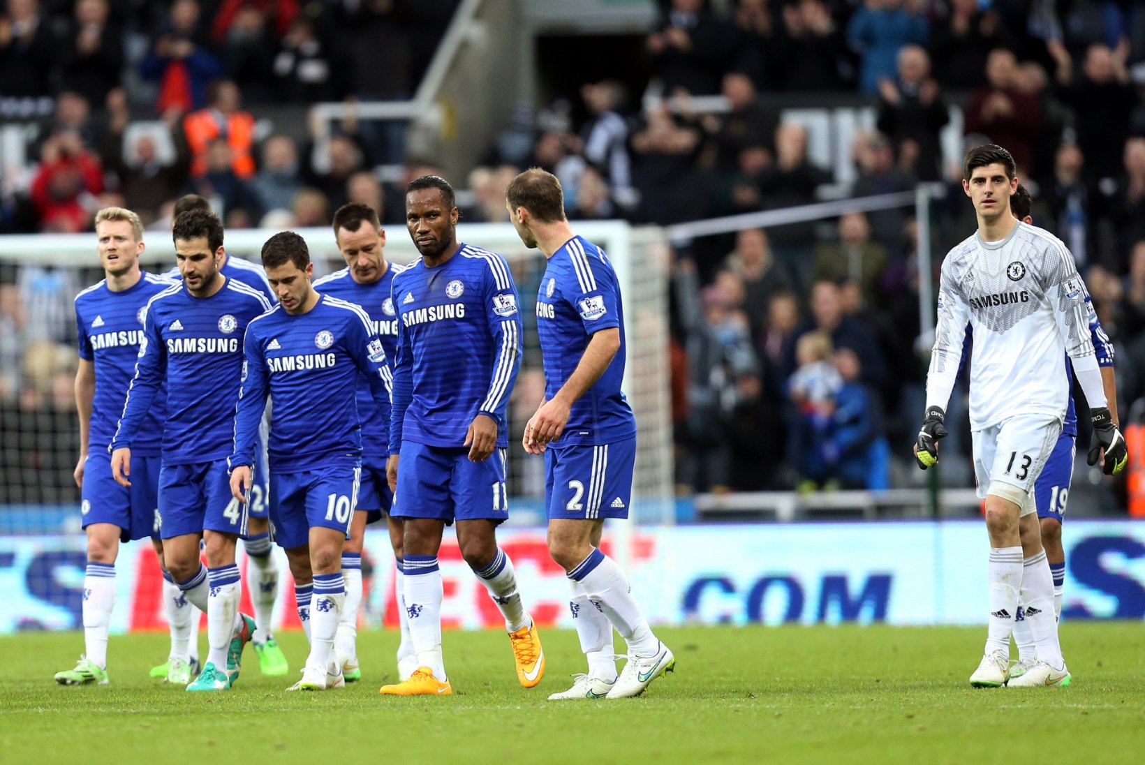 Draamatiline jalgpallilahing Newcastle'is päädis Chelsea esimese kaotusega tänavusel hooajal