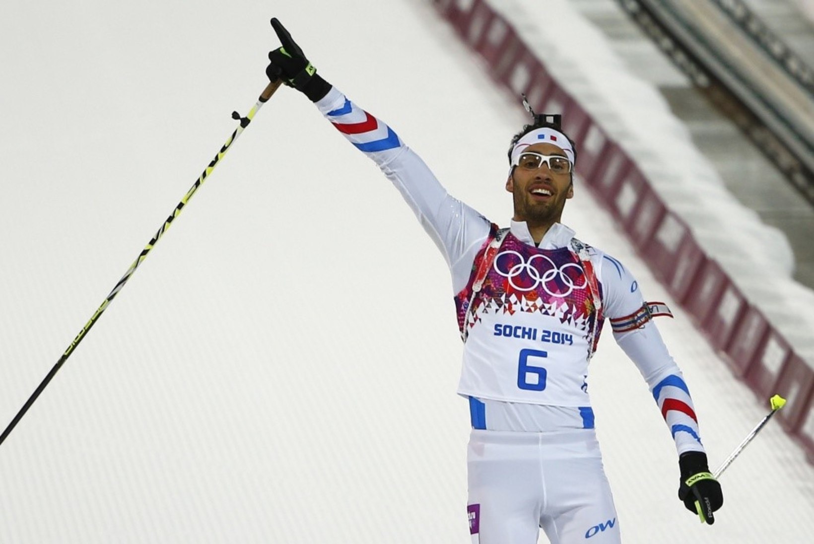 Björndalen jäi ajaloolisest medalist napilt ilma, võitis Fourcade