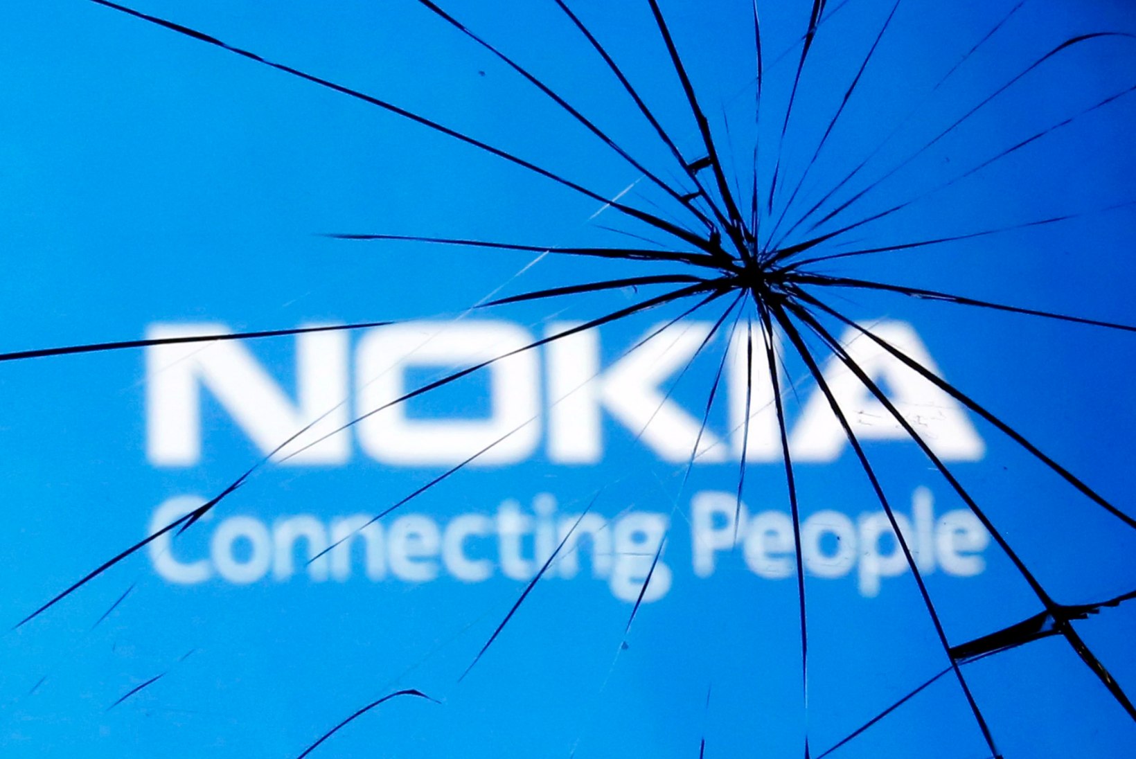 KÕLAKAD: Nokia toob välja odava Android telefoni