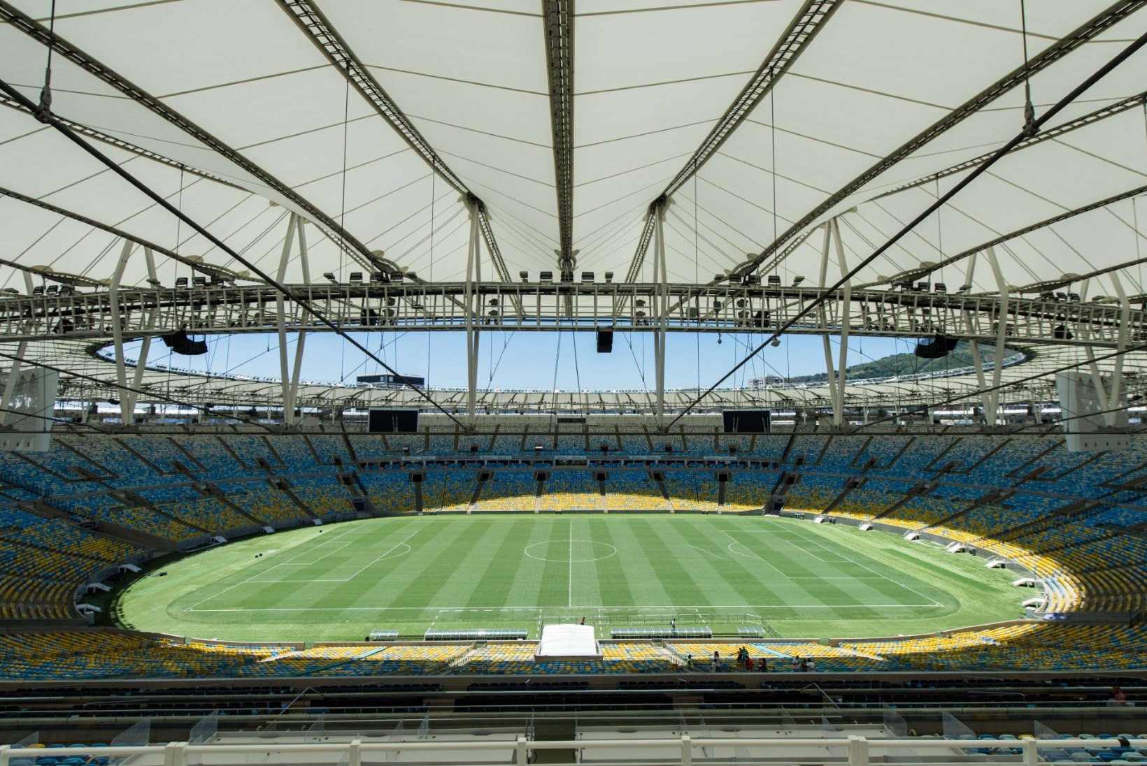 Rio de Janeiro inimesed saavad jalgpalli MMi tõttu lisapuhkepäevi