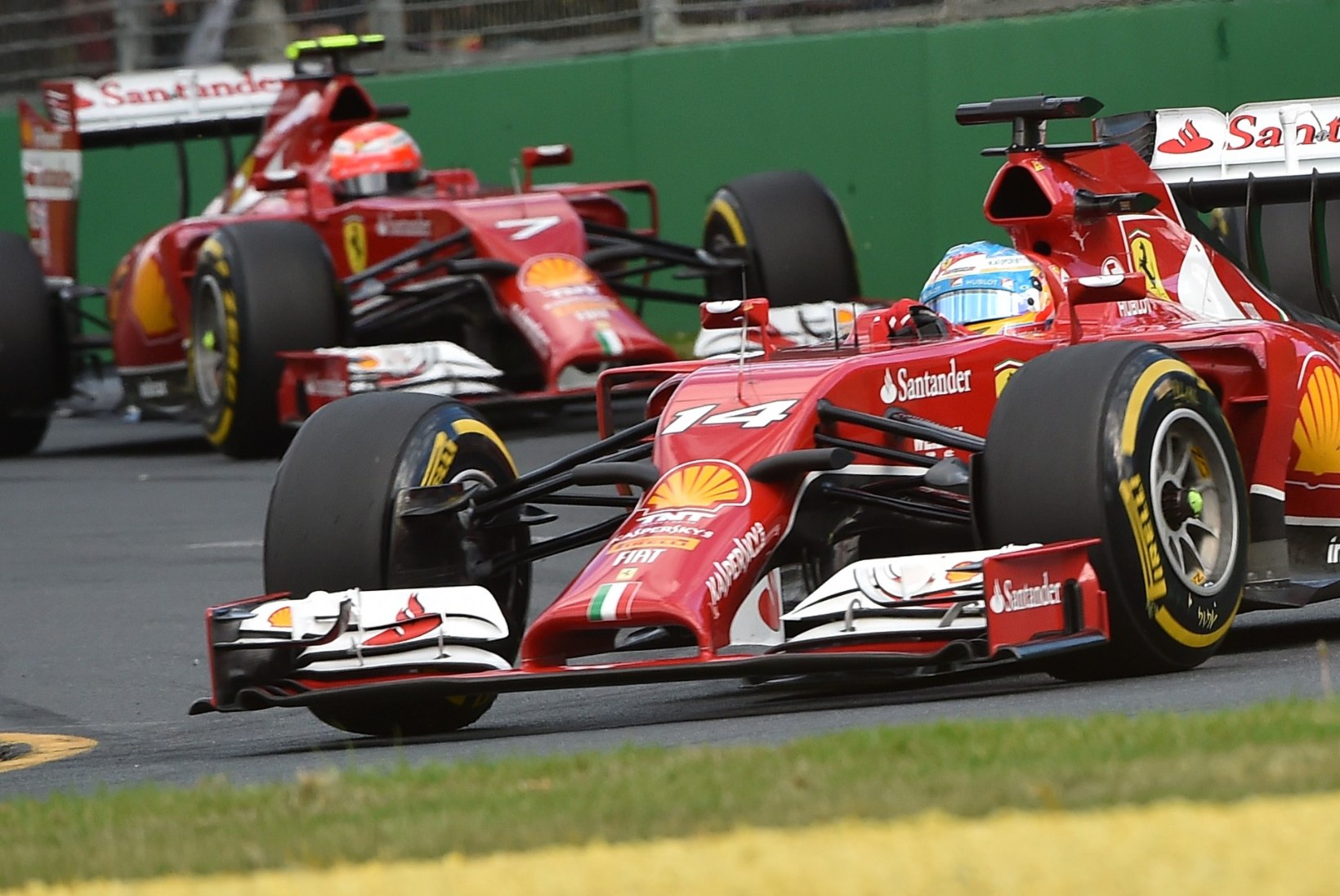 Ferrari tehnikadirektor: meie esitus Austraalia GP-l oli vastuvõetamatu!