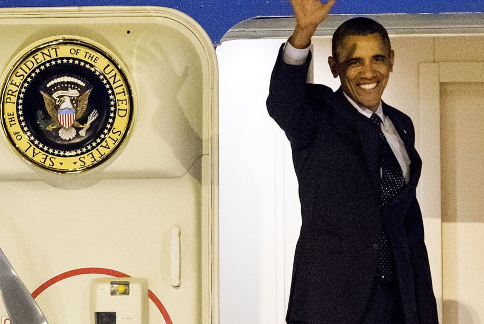 ERIAGENDID PURJUTASID: kolm Obama turvajat saadeti sundpuhkusele