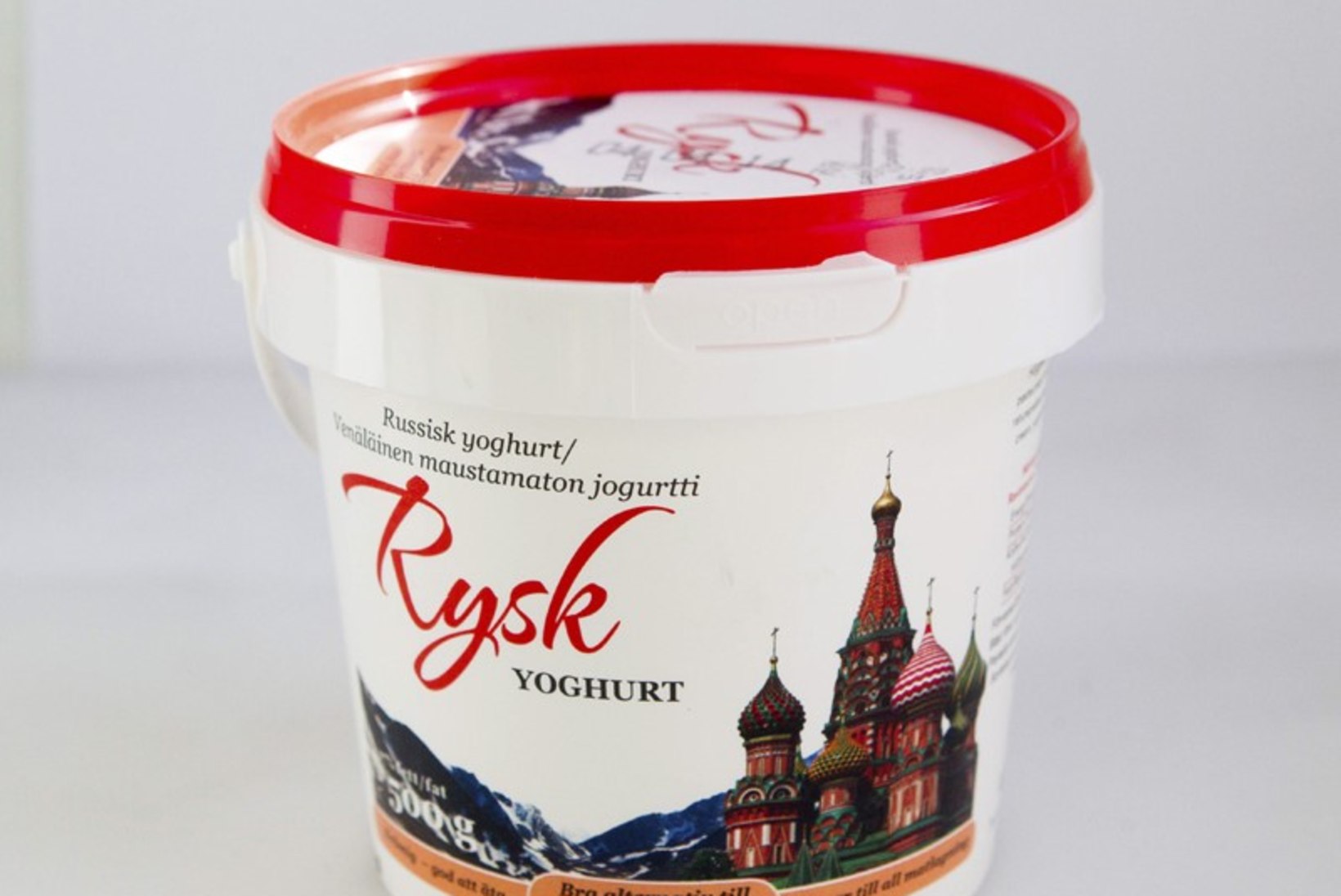 Kreeka jogurt: kevadiselt kerge hapukoore asendaja