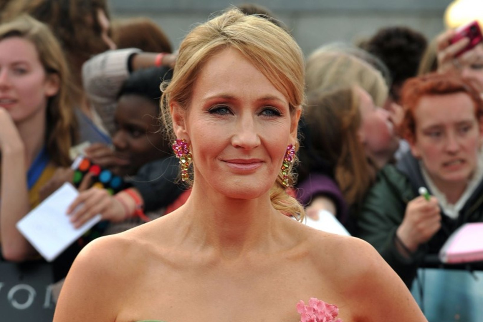 Rowling kirjutab uue filmitriloogia