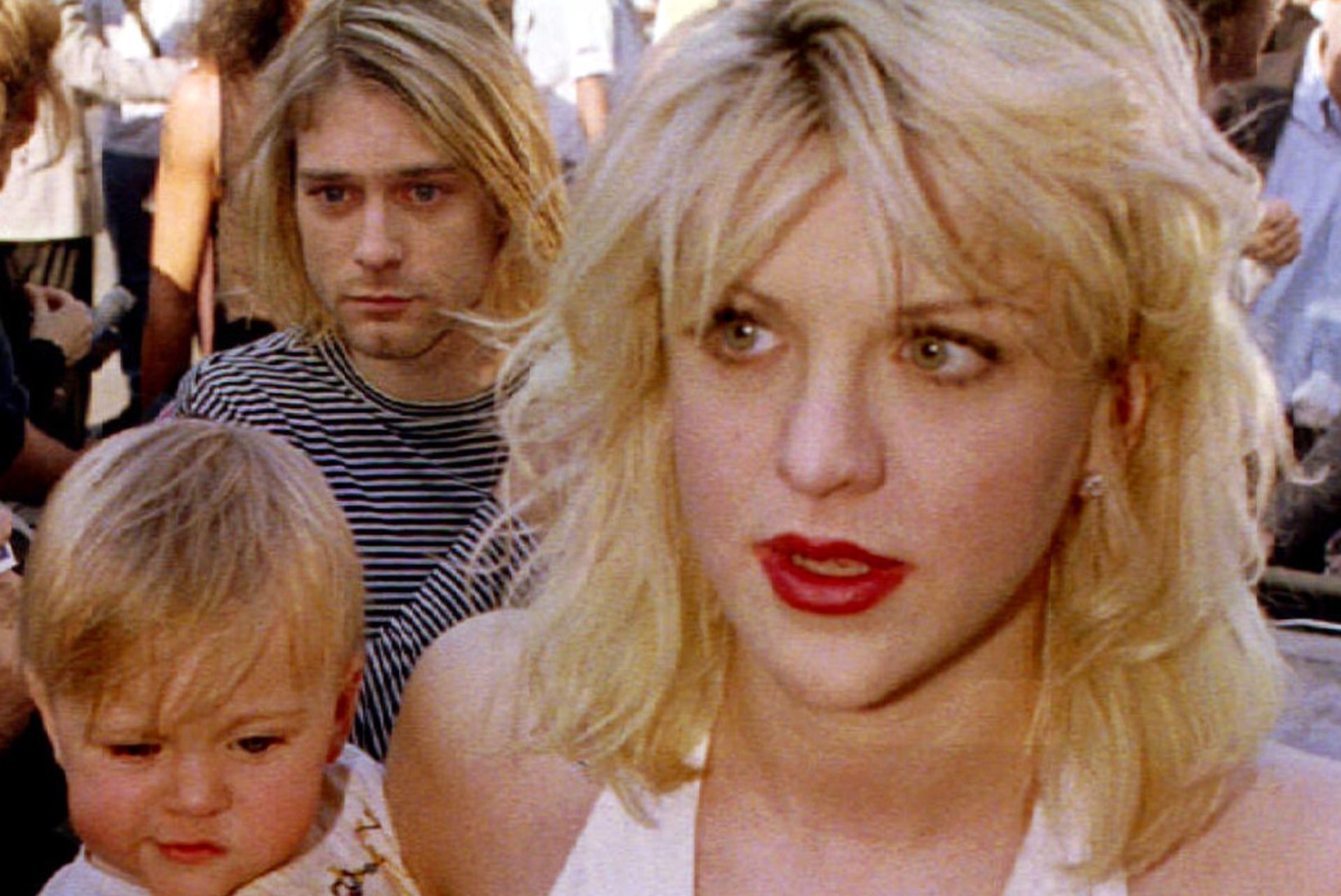 Vaata! Kurt Cobain ja tema tütre kallim on niivõrd sarnased!