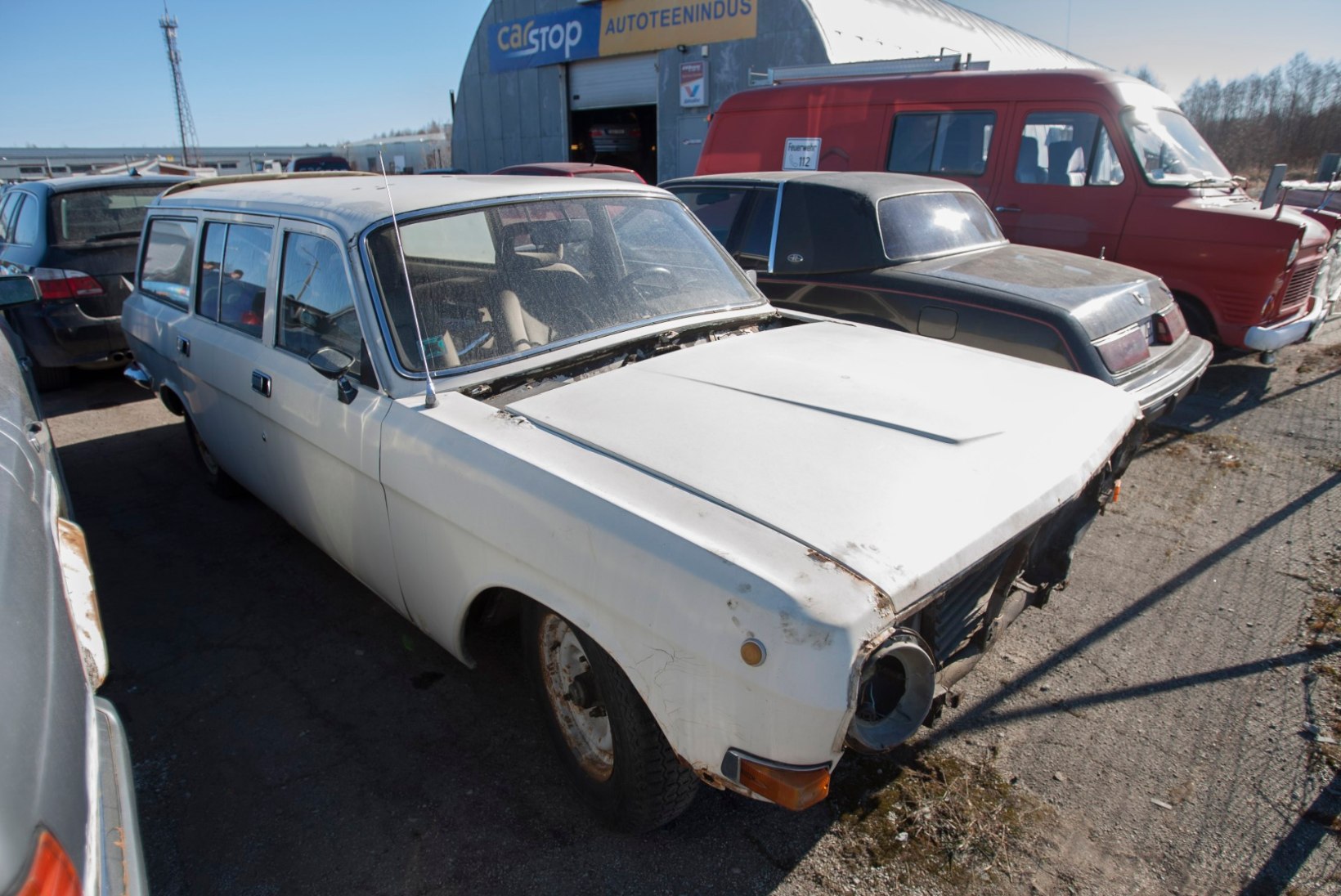 "Volga on väga hea auto – kui pole just ära lõhutud või lollide käes hoiul olnud!"