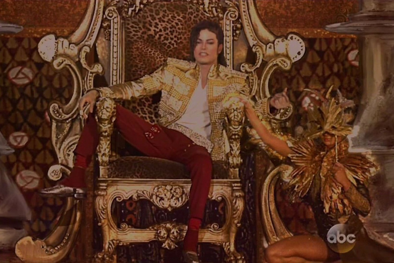 VIDEO: varalahkunud Michael Jackson oli taas laval!