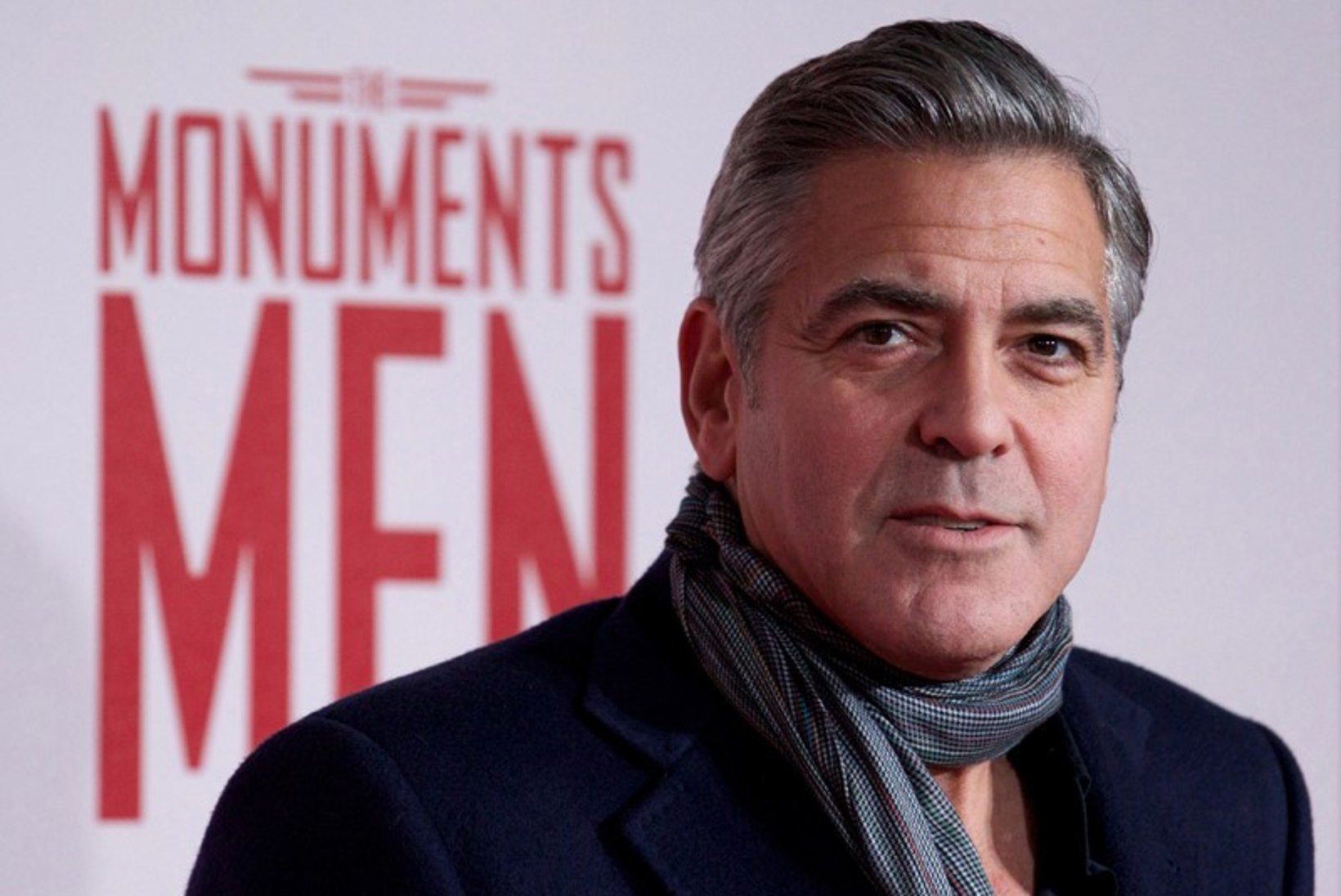 Napsune lubadus tegi Damonist Clooney isamehe