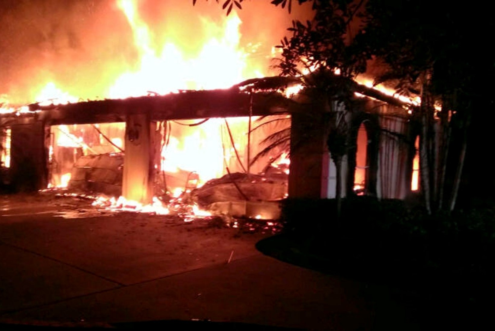 VIDEO: Endise tipptennisisti maja põlengus hukkus neli inimest