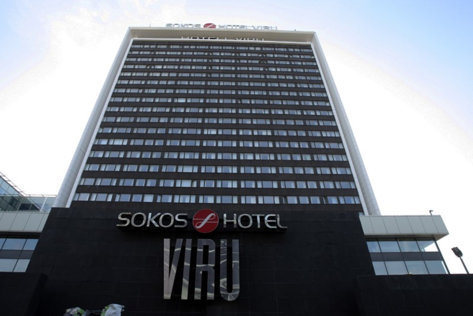 Viru hotell nõuab Tallinnalt raha