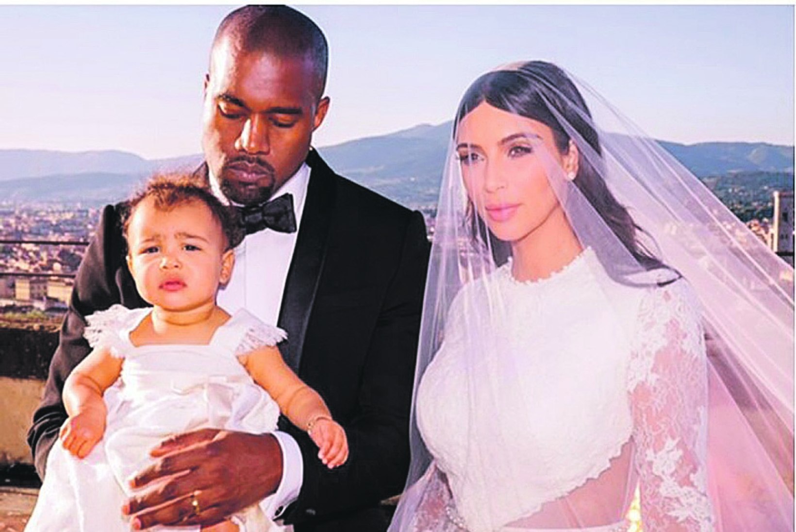 Kim Kardashian avaldas pulmafoto