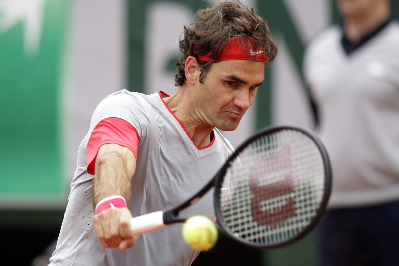 Federer kaotusest lätlasele: kahetsen väga mitmeid asju
