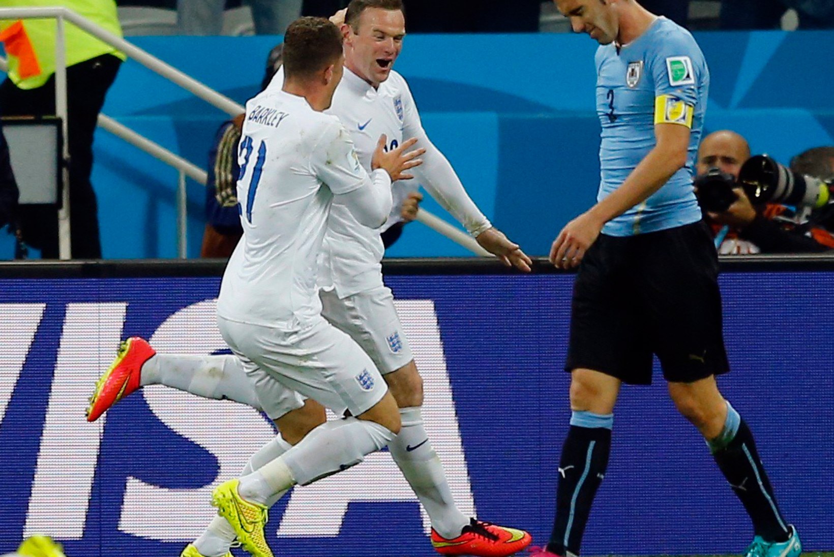 GALERII: Suarez rappis Inglismaad, Rooney lõi esimese MM-värava