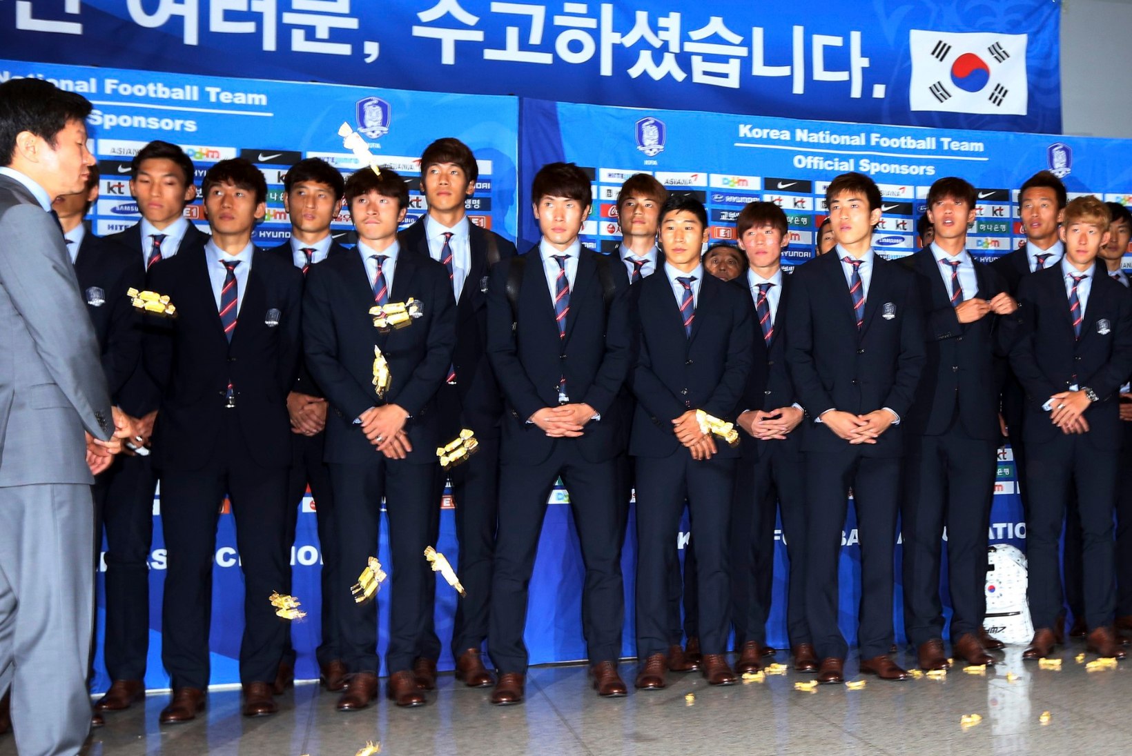 Lõuna-Korea meeskond võeti kodumaal vastu solvanguga