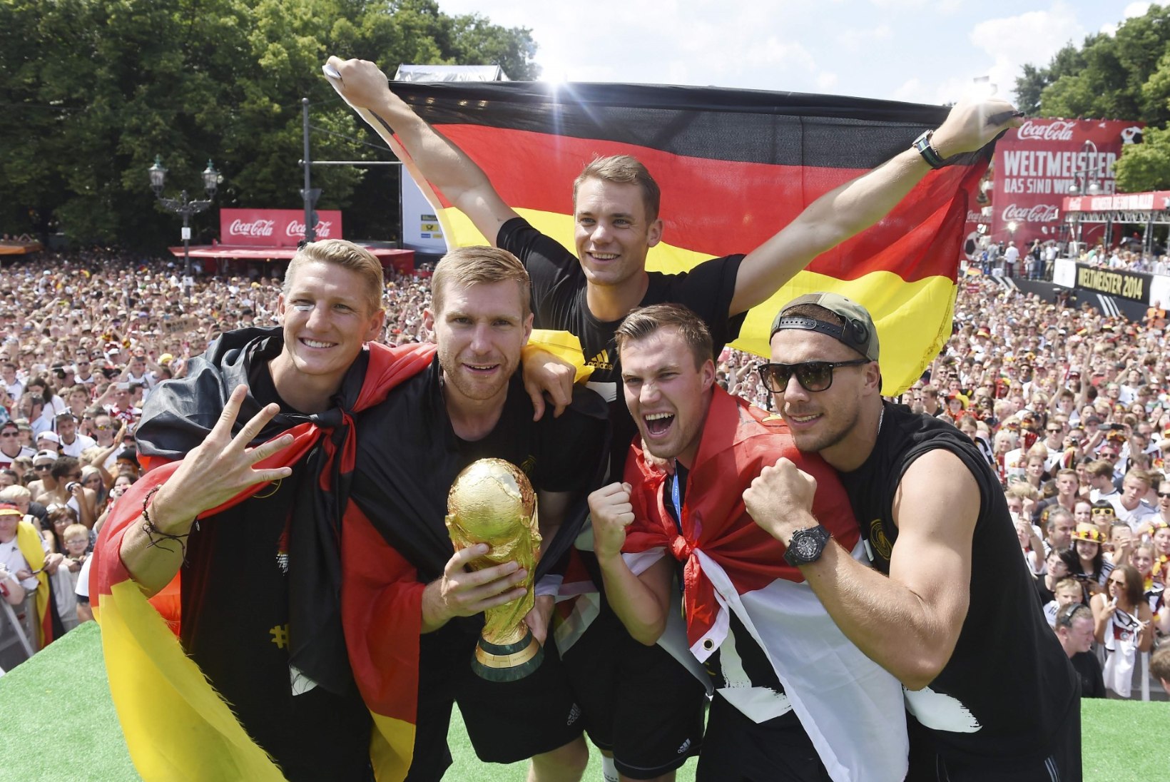 KÕIKEHÕLMAV STATISTIKAPOMM: võtame Berliinis Saksamaa võimsa võidupeoga lõppenud jalgpalli-MMi kokku 62 põneva fakti abil