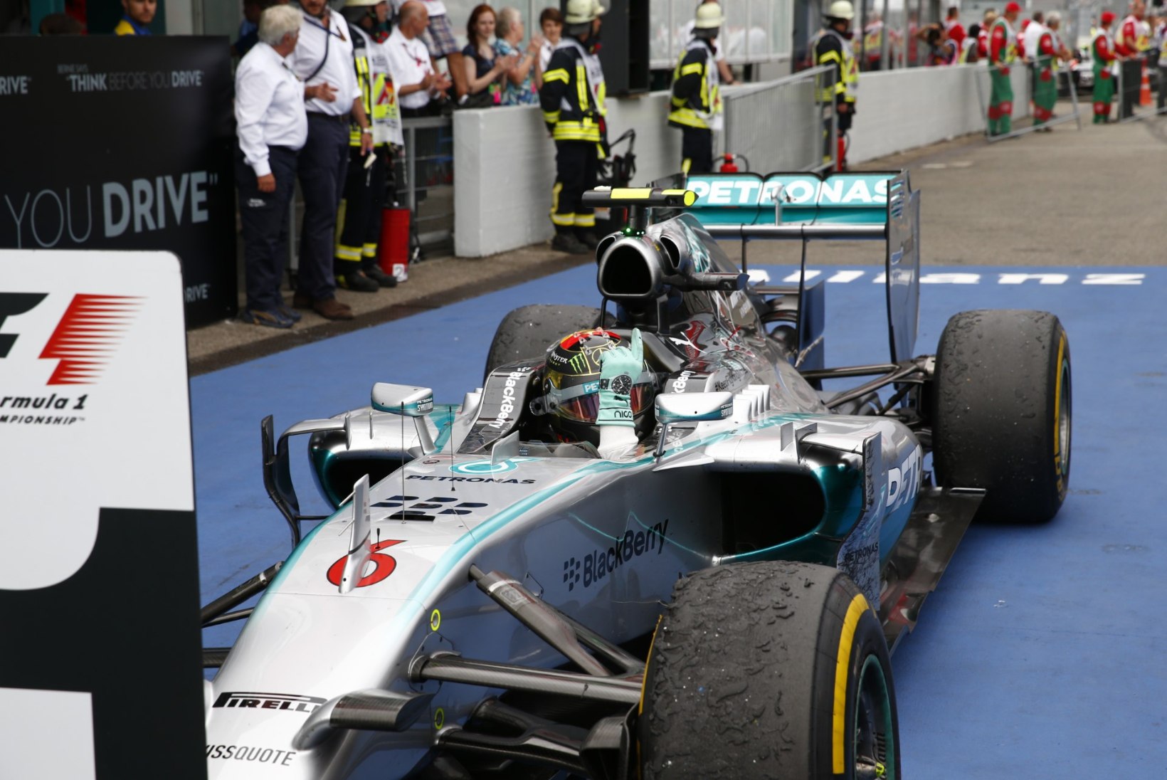 Hockenheimi GP: Rosberg noppis hooaja neljanda etapivõidu, Hamilton kerkis 20. kohalt kolmandaks