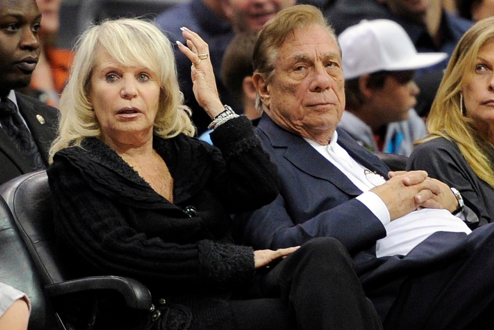 Clippersi rassistlik omanik kaebas kohtusse nii NBA kui oma naise