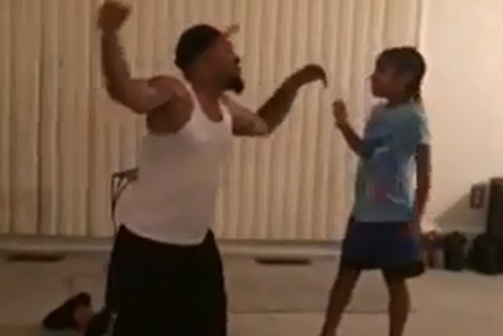 IMEARMAS! Isa ja tütar jäädvustasid oma ühise tantsukava videole